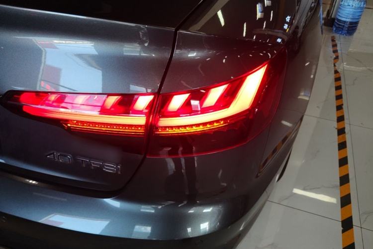 Used Audi A4L 2024 40 TFSI Luxury Dynamic Edition Right Rear Taillight