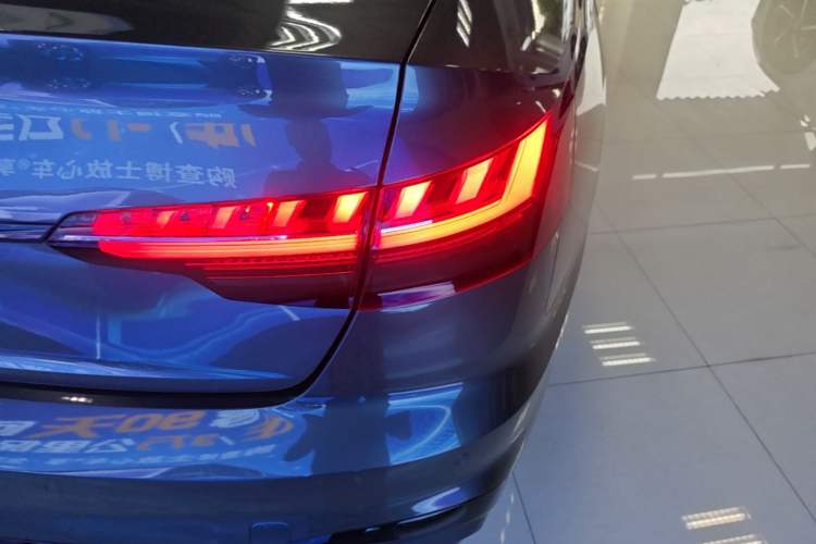 Used Audi A4L 2024 40 TFSI Luxury Dynamic Edition Right Rear Taillight