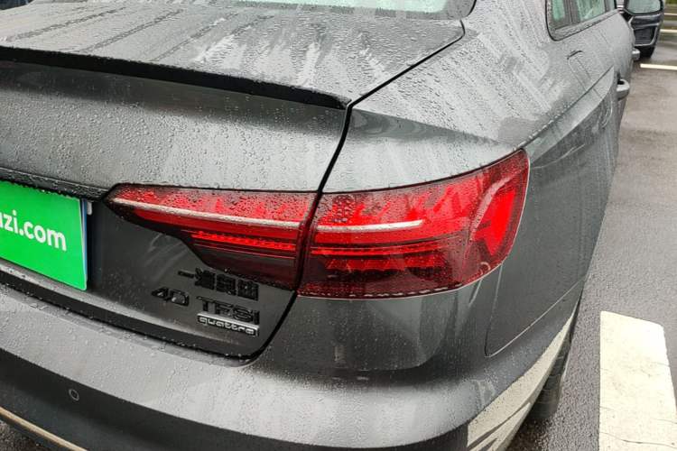 Used Audi A4L 2024 40 TFSI quattro RS Performance Package Right Rear Taillight