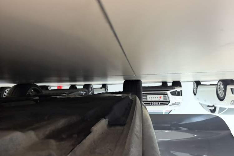 Used Audi A4L 2024 40 TFSI quattro RS Performance Package Right Side Sill