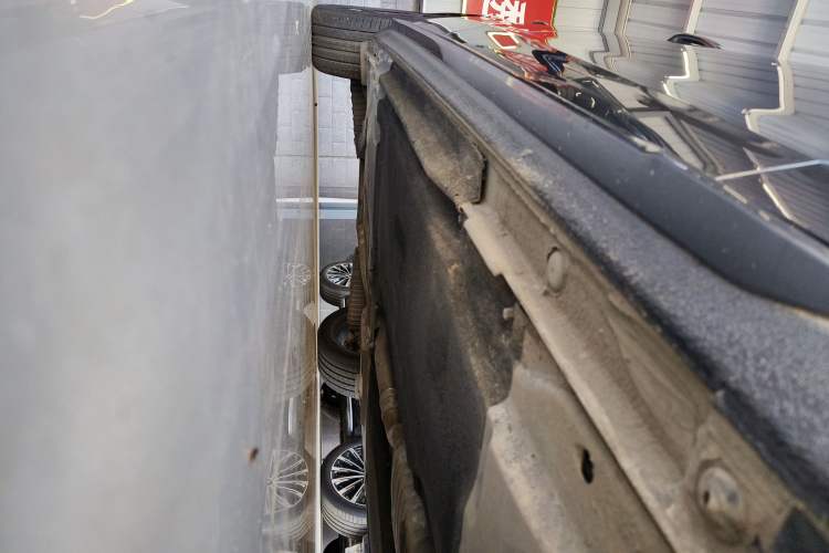 Used Audi A4L 2024 40 TFSI Fashion Dynamic Model Right Side Sill