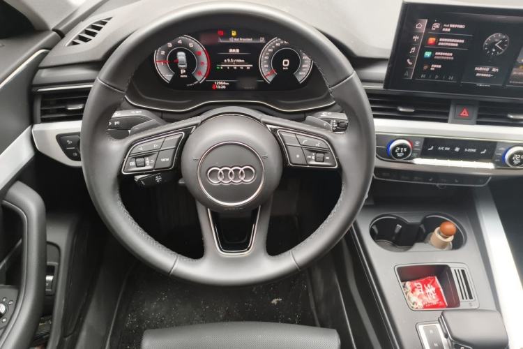 Used Audi A4L 2024 40 TFSI Fashion Dynamic Model Steering Wheel