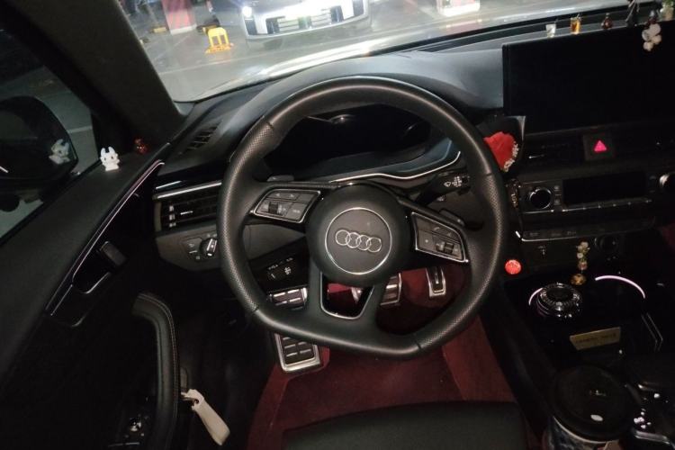 Used Audi A4L 2024 40 TFSI Luxury Dynamic Edition Steering Wheel