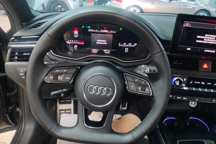 Used Audi A4L 2024 40 TFSI Luxury Dynamic Edition Steering Wheel