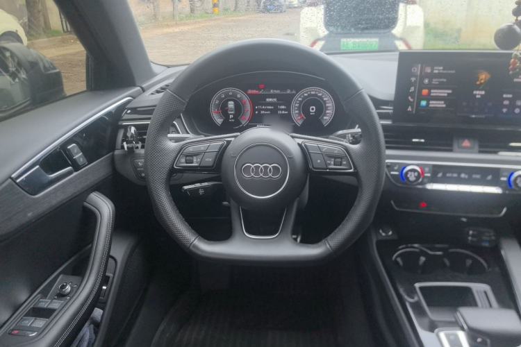 Used Audi A4L 2024 40 TFSI Luxury Dynamic Edition Steering Wheel