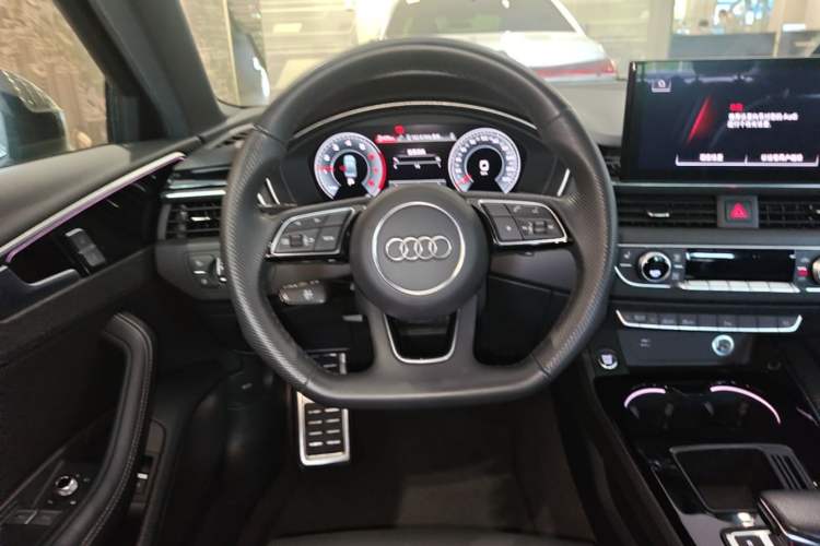 Used Audi A4L 2024 40 TFSI Luxury Dynamic Edition Steering Wheel