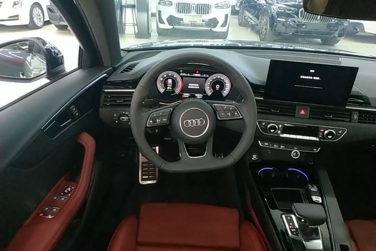 Used Audi A4L 2024 40 TFSI Luxury Dynamic Edition Steering Wheel