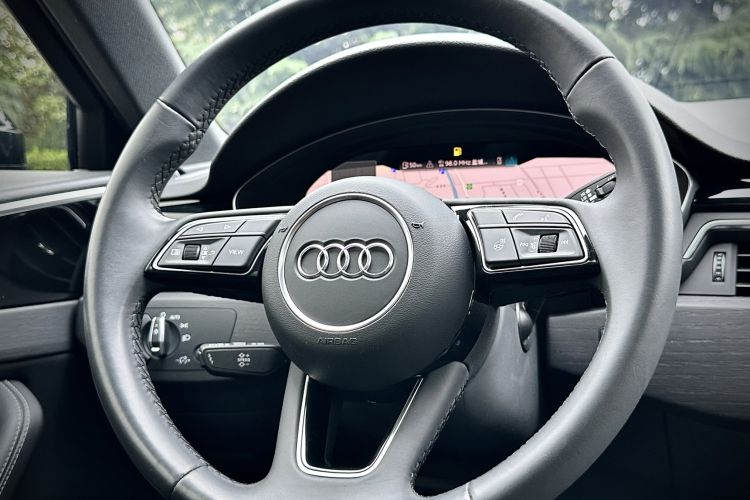 Used Audi A4L 2024 40 TFSI Luxury Dynamic Edition Steering Wheel