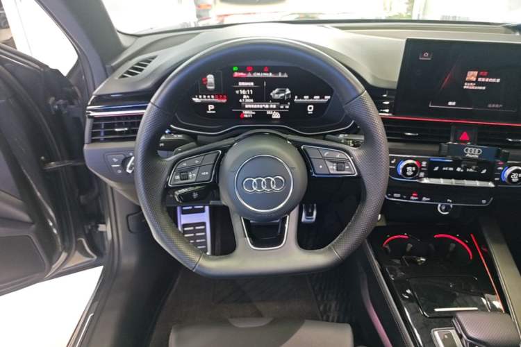 Used Audi A4L 2024 40 TFSI Luxury Dynamic Edition Steering Wheel