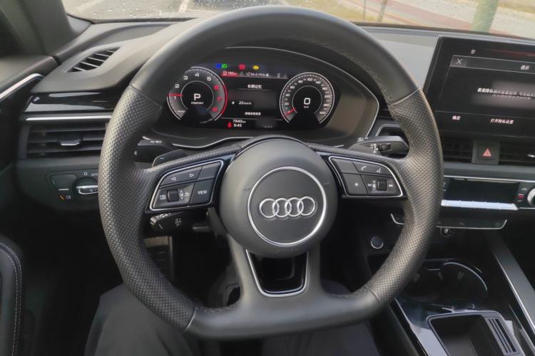 Used Audi A4L 2024 40 TFSI Luxury Dynamic Edition Steering Wheel
