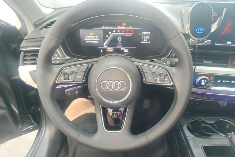 Used Audi A4L 2024 40 TFSI Fashion Dynamic Model Steering Wheel