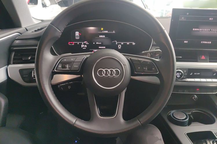 Used Audi A4L 2024 40 TFSI Fashion Dynamic Model Steering Wheel