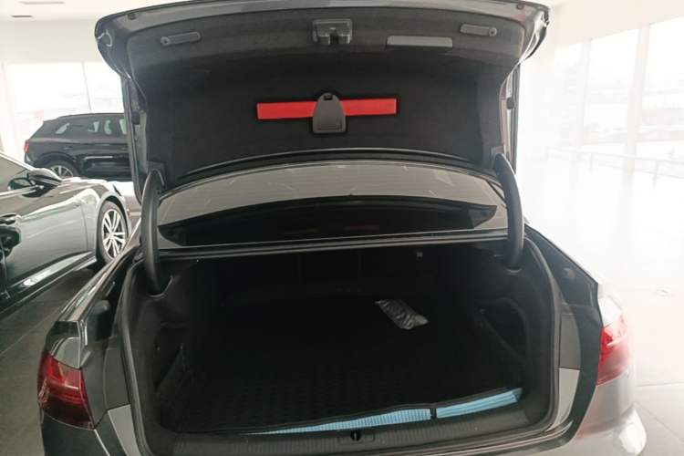 Used Audi A4L 2024 40 TFSI Luxury Dynamic Edition Trunk
