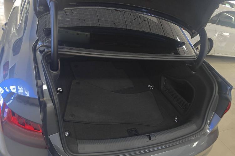Used Audi A4L 2024 40 TFSI Fashion Dynamic Model Trunk