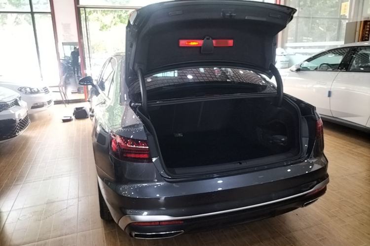 Used Audi A4L 2024 40 TFSI Fashion Dynamic Model Trunk