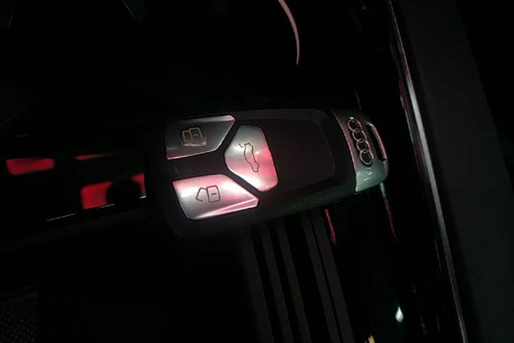 Used Audi A4L 2024 40 TFSI Luxury Dynamic Edition Vehicle Key