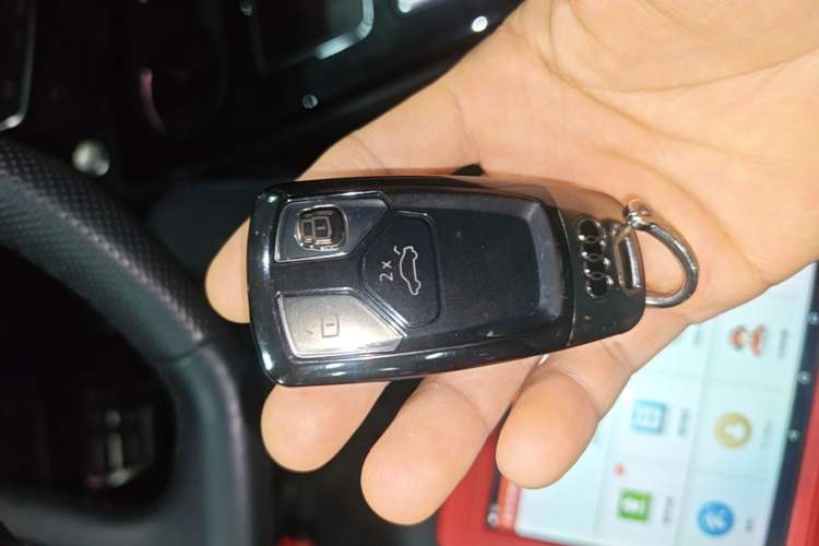 Used Audi A4L 2024 40 TFSI Luxury Dynamic Edition Vehicle Key