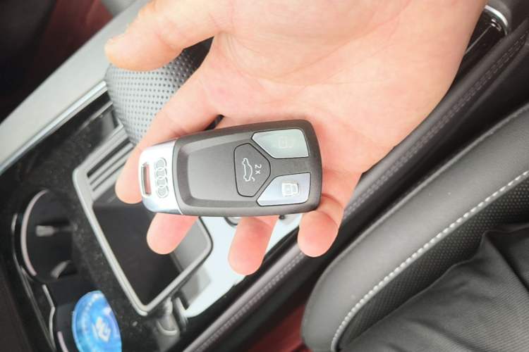 Used Audi A4L 2024 40 TFSI Luxury Dynamic Edition Vehicle Key