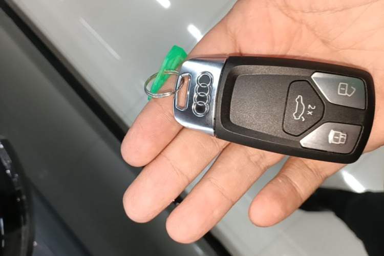 Used Audi A4L 2024 40 TFSI Luxury Dynamic Edition Vehicle Key