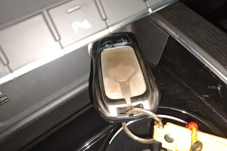 Used Audi A4L 2024 40 TFSI Luxury Dynamic Edition Vehicle Key