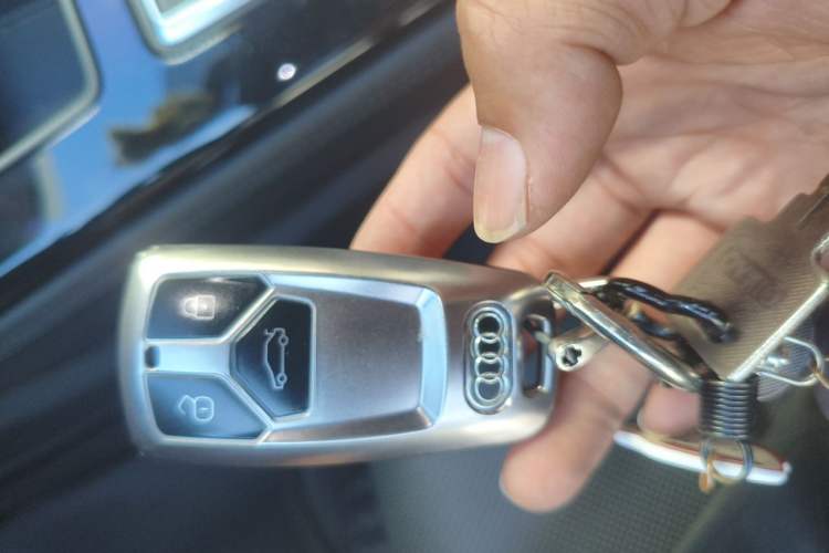Used Audi A4L 2024 40 TFSI Luxury Dynamic Edition Vehicle Key