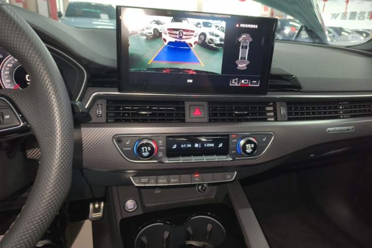 Used Audi A4L 2024 40 TFSI quattro RS Performance Package Audio And AC Panel