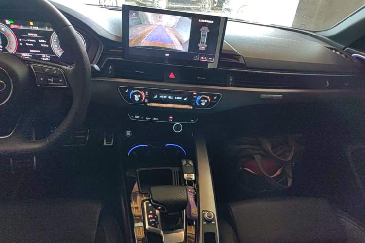 Used Audi A4L 2024 40 TFSI quattro RS Performance Package Audio And AC Panel