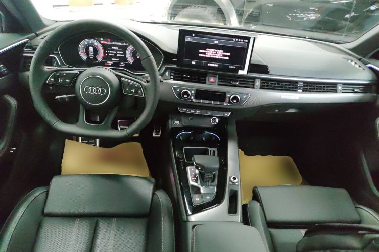 Used Audi A4L 2024 40 TFSI quattro RS Performance Package Center Console