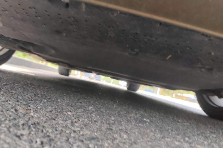 Used Audi A4L  Chassis Front