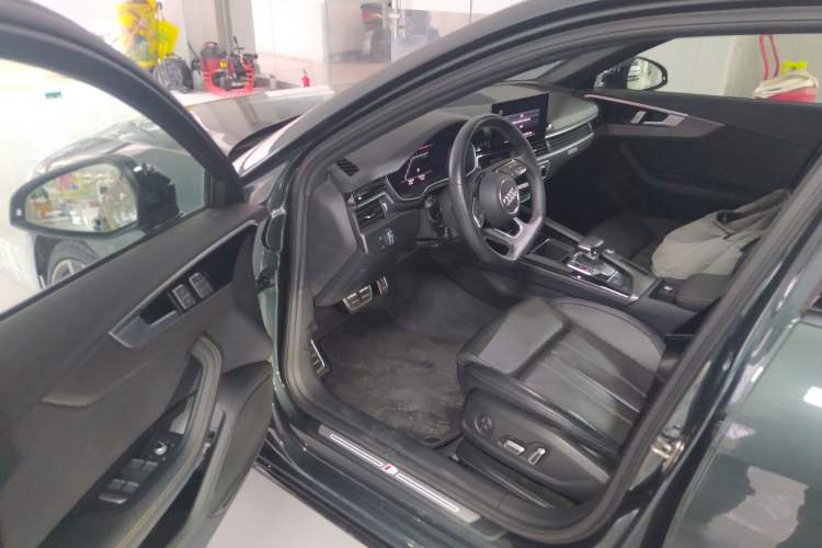 Used Audi A4L 2024 40 TFSI quattro RS Performance Package Driver Seat
