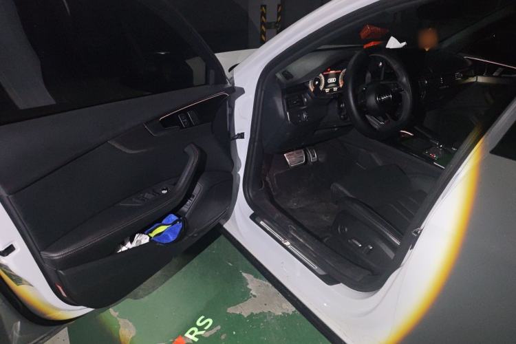 Used Audi A4L 2024 40 TFSI quattro RS Performance Package Driver Seat