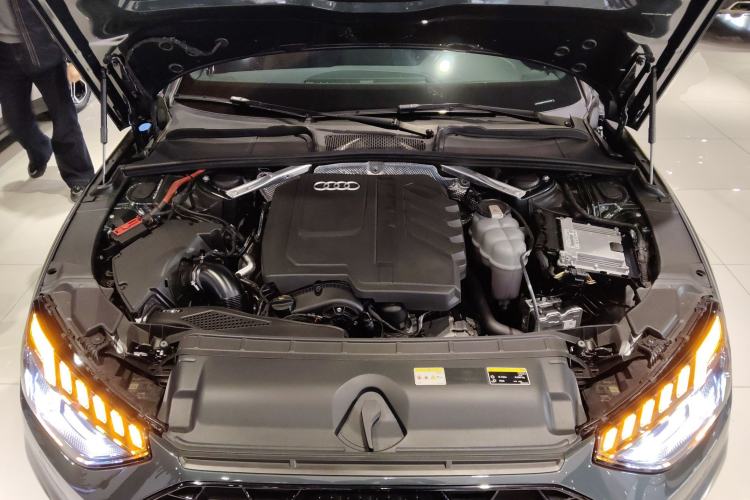 Used Audi A4L 2024 40 TFSI quattro RS Performance Package Engine Bay