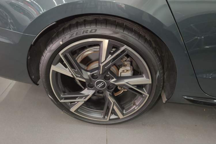 Used Audi A4L 2024 40 TFSI quattro RS Performance Package Exterior 5