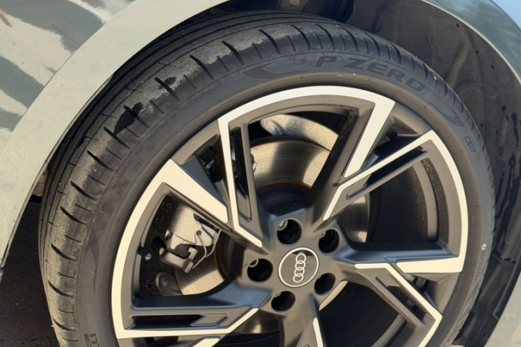Used Audi A4L 2024 40 TFSI quattro RS Performance Package Exterior 7