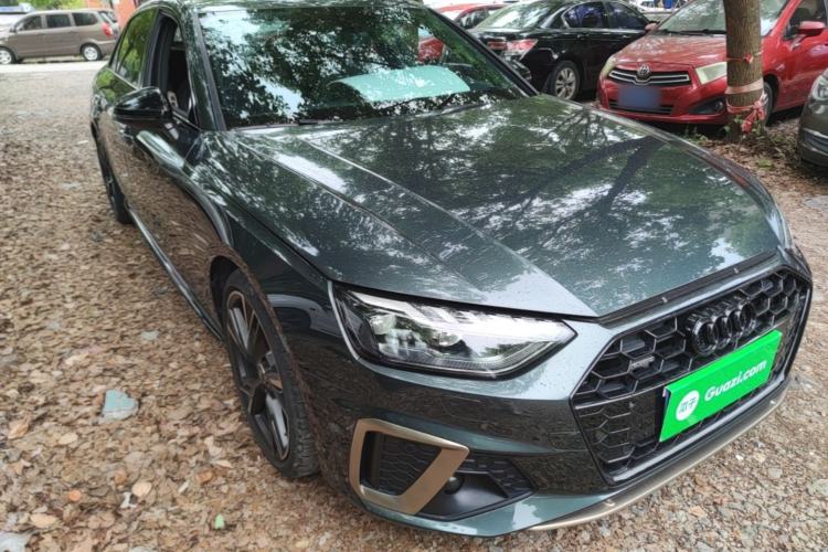 Used Audi A4L 2024 40 TFSI quattro RS Performance Package Front Right 45 Deg