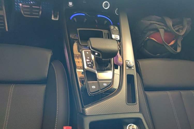 Used Audi A4L 2024 40 TFSI quattro RS Performance Package Gear Lever