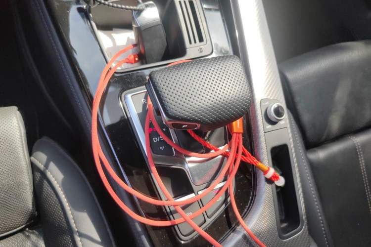 Used Audi A4L  Gear Lever