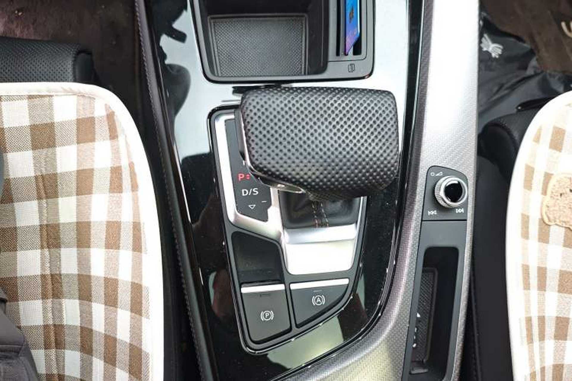 Used Audi A4L 2024 40 TFSI quattro RS Performance Package Gear Lever