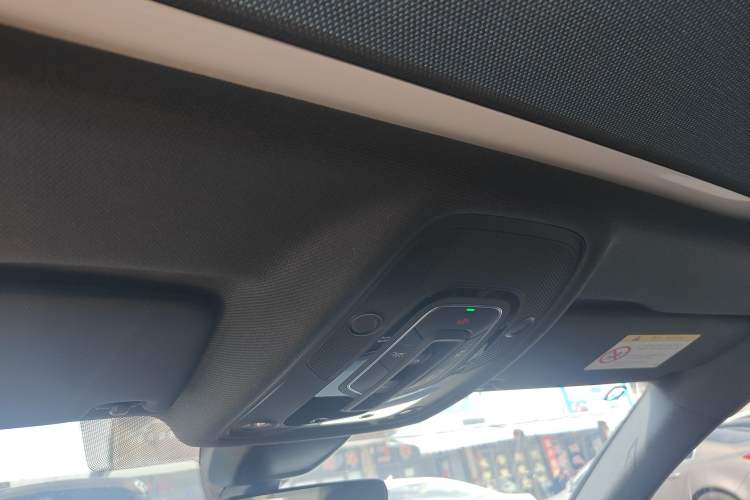 Used Audi A4L 2024 40 TFSI quattro RS Performance Package Headliner