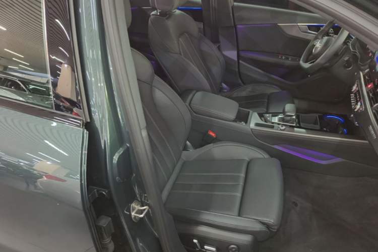 Used Audi A4L 2024 40 TFSI quattro RS Performance Package Right Front Seat