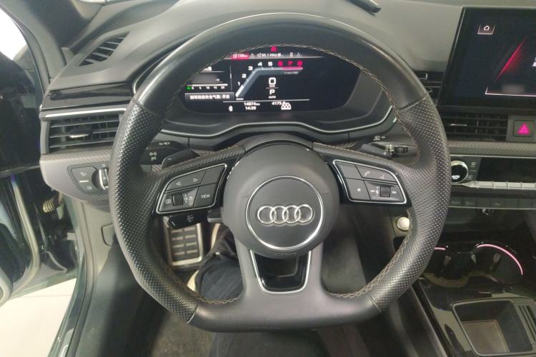 Used Audi A4L 2024 40 TFSI quattro RS Performance Package Steering Wheel