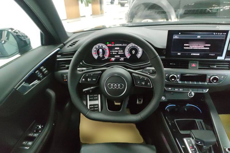 Used Audi A4L 2024 40 TFSI quattro RS Performance Package Steering Wheel