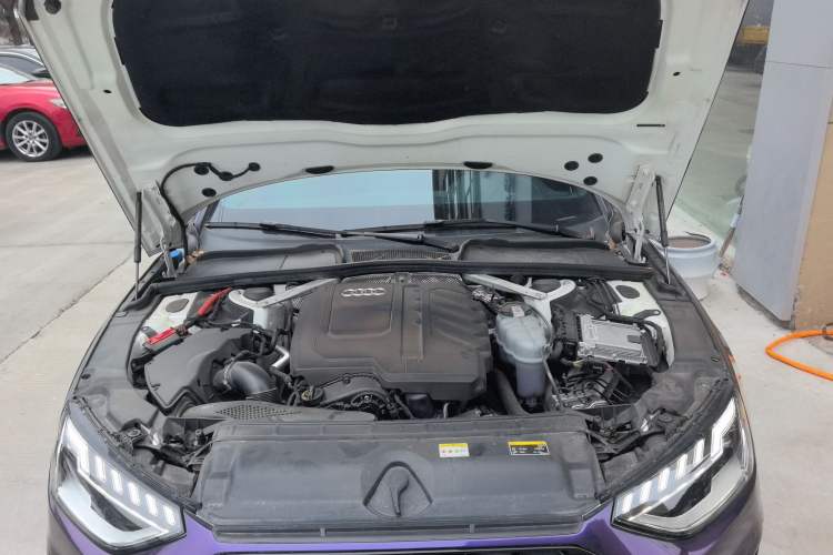 Used Audi A4L 2024 40 TFSI Luxury Dynamic Edition Engine Bay