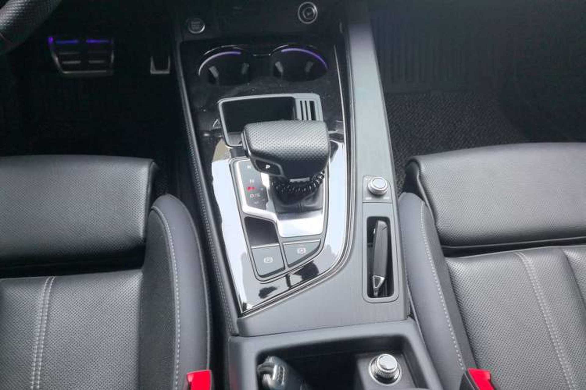 Used Audi A4L 2024 40 TFSI Luxury Dynamic Edition Gear Lever