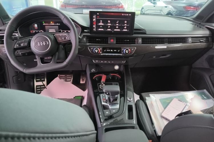 Used Audi A4L 2024 45 TFSI quattro Prestige Dynamic Edition Center Console