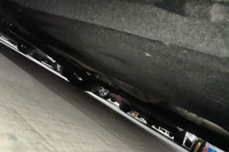 Used Audi A4L 2024 40 TFSI Fashion Dynamic Model Chassis Front Left