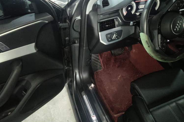 Used Audi A4L 2024 40 TFSI Fashion Dynamic Model Driver Seat