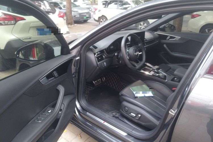 Used Audi A4L 2024 40 TFSI Luxury Dynamic Edition Driver Seat