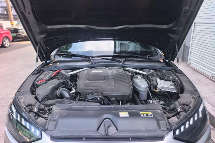 Used Audi A4L 2024 40 TFSI quattro RS Performance Package Engine Bay