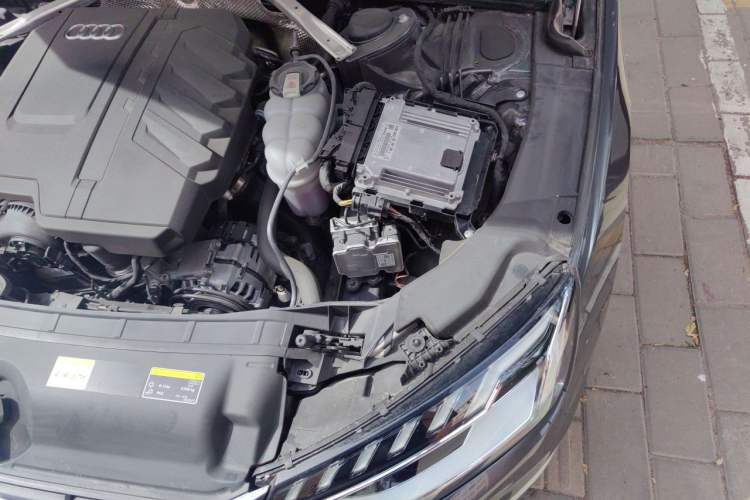 Used Audi A4L 2024 40 TFSI Fashion Dynamic Model Engine Bay Left